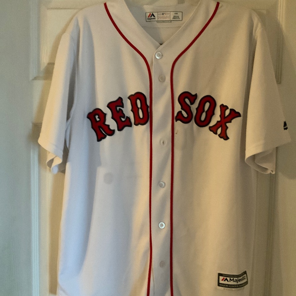 Mookie Betts Red Sox Jersey size Mens large